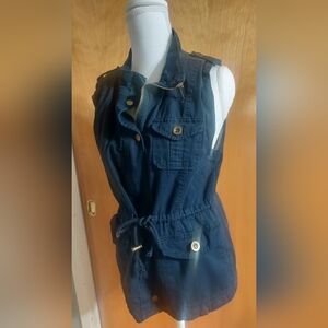 Navy Sleeveless Utility Vest